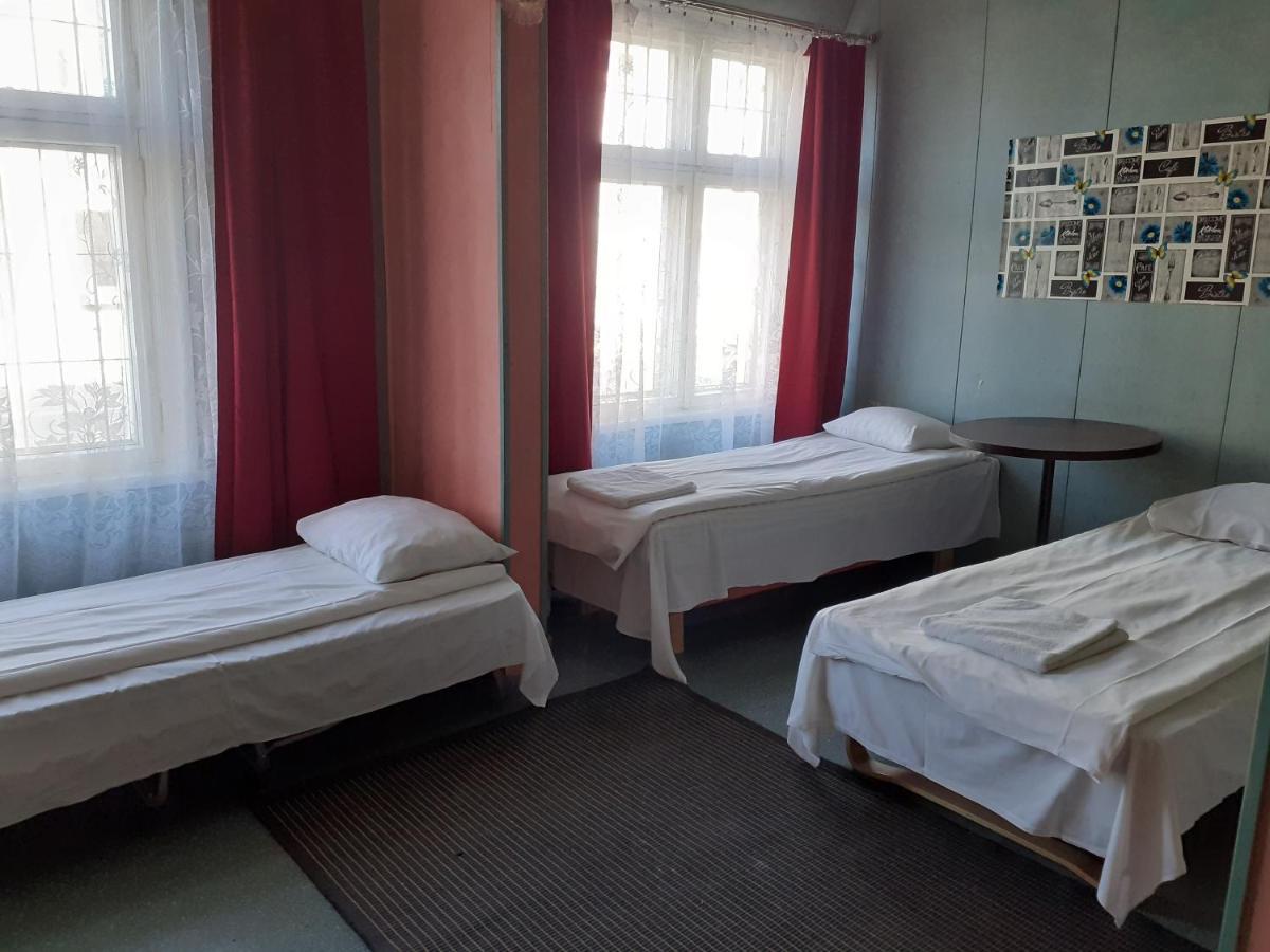Budget Hostel パルヌ エクステリア 写真