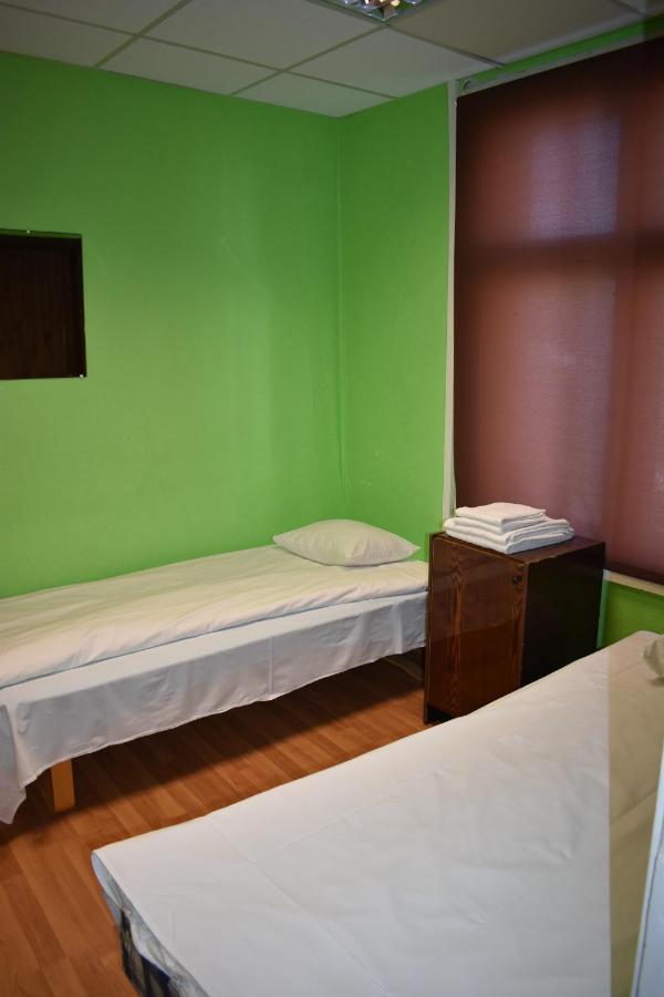 Budget Hostel パルヌ エクステリア 写真